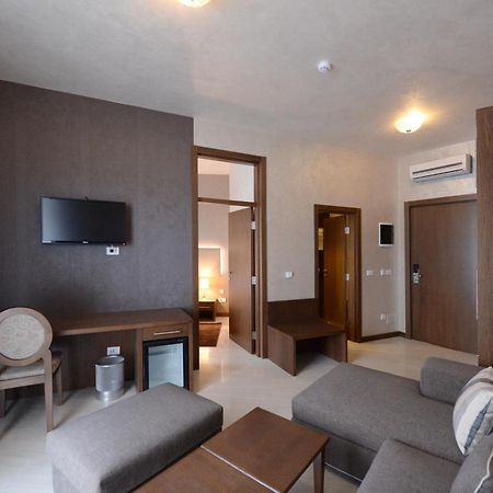 Hotel Majdan Belgrade Room photo