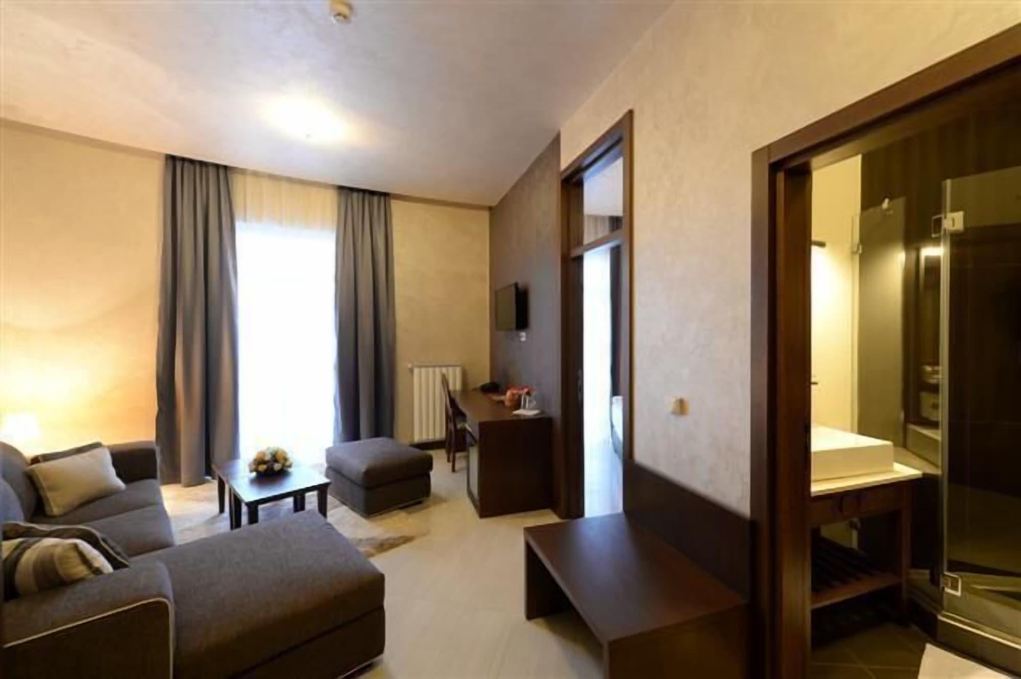 Hotel Majdan Belgrade Exterior photo