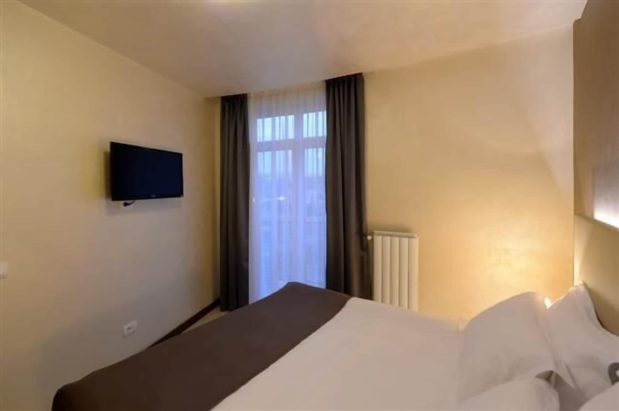 Hotel Majdan Belgrade Exterior photo