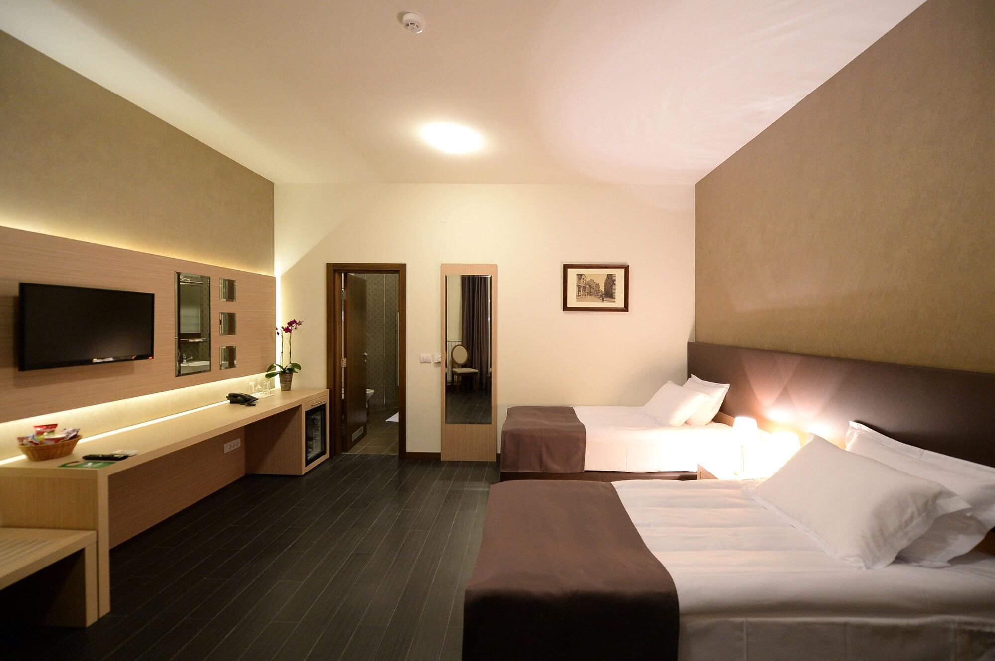 Hotel Majdan Belgrade Exterior photo