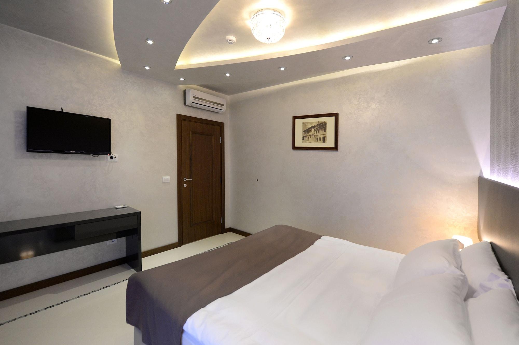 Hotel Majdan Belgrade Exterior photo
