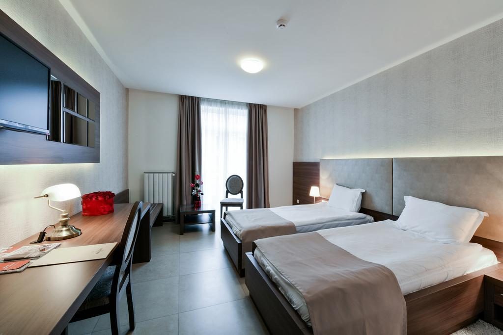Hotel Majdan Belgrade Exterior photo